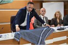 1759392609671-indir-68-1