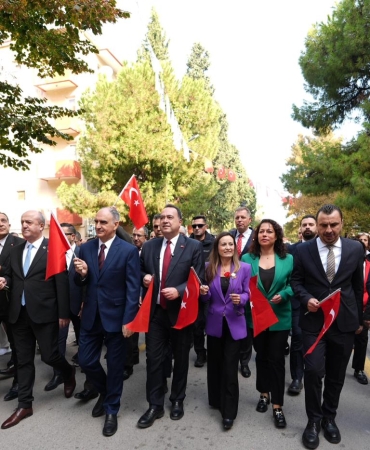 Atatürk’ün Manisa’ya Gelişinin 100. Yılı Kutlandı (36)