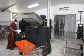 Büyükşehir Can Dostları Unutmuyor 42 Ton Mama Üretildi (5)