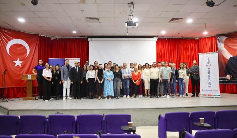 Çeşme Belediyesi’nde sürdürülebilirlik kültürü güçleniyorPHOTO-2025-10-17-11-16-48 4