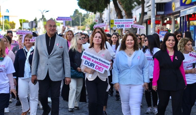 Çeşme’de Sağlığa Pembe Adımlar AtıldıPHOTO-2025-10-10-14-22-04