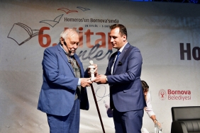 Homeros’un kentinde kitap rüzgârı