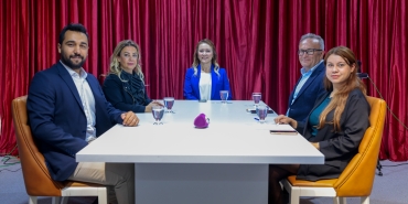 KONAK BELEDİYE BAŞKANI NİLÜFER ÇINARLI MUTLU’DAN İGC’YE ZİYARET (3)