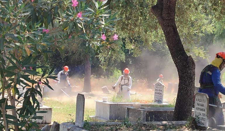 Muğla’da Mezarlıklar Temizleniyor, Aileler Isınıyor (4)