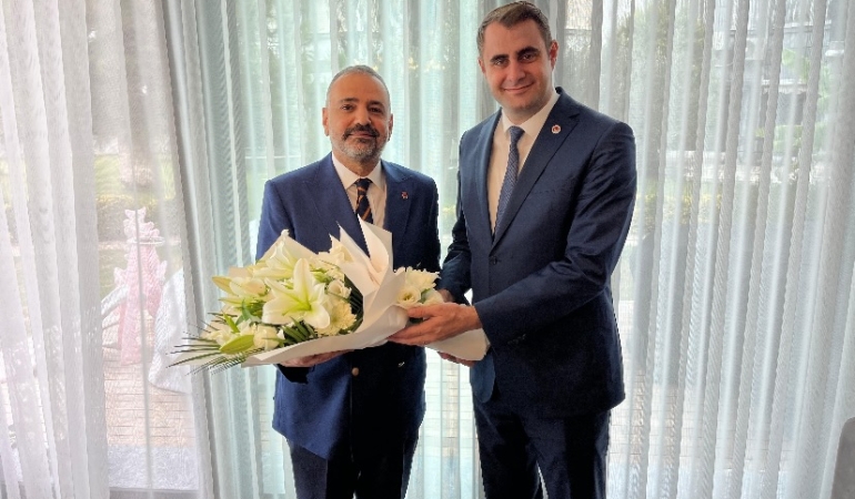 SnapInsta.to_568818126_18334056508225082_2164717664028890100_n