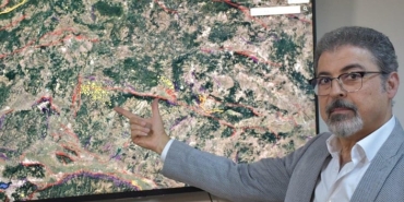 deprem-ic-fotojpg-361-po3qnUScyn6Q9zcUPA