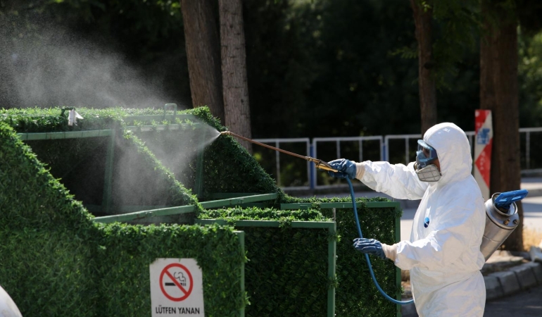 Karşıyaka’da kışa özel ilaçlama