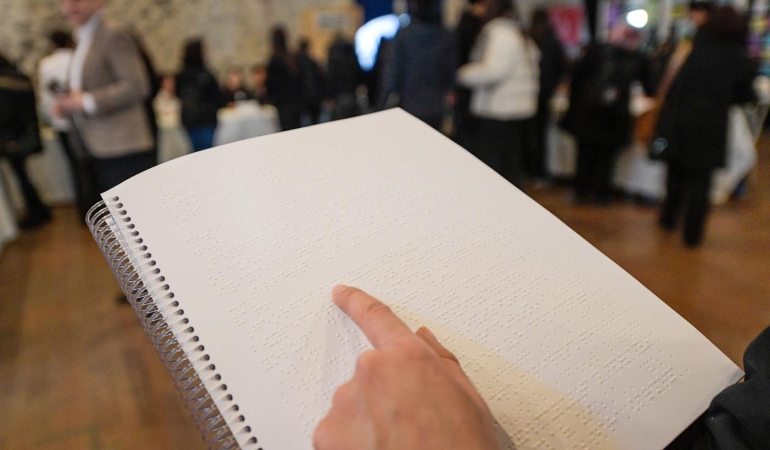 Birbirine tutunan hikâyeler: Ardıç Projesi kitaplaştı