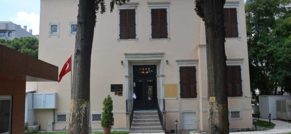 20171031112248109_latifehanimkosku1