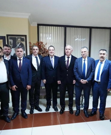 Başkan Dutlulu Pazarcılar Odası’na Müjdelerle Gitti (1)