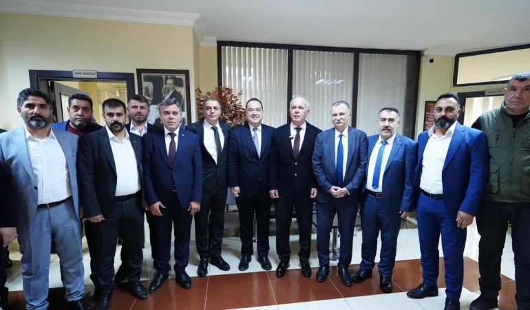 Başkan Dutlulu Pazarcılar Odası’na Müjdelerle Gitti (1)