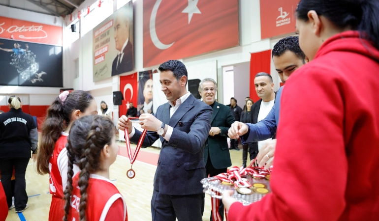 Bayraklı’da Yarıyıl Tatilinde Spor Coşkusu