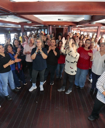 Bergama vapuru Konaklı kadınları konuk etti (2)