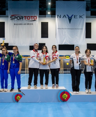 Büyükşehir Okçularından Kış Kupası’nda Şampiyonluk ve Gümüş Madalyalar (1)