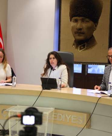 Çeşme Belediye Meclisinden Gülşah Durbay’a oy birliğiyle vefaPHOTO-2026-01-07-18-44-13 2