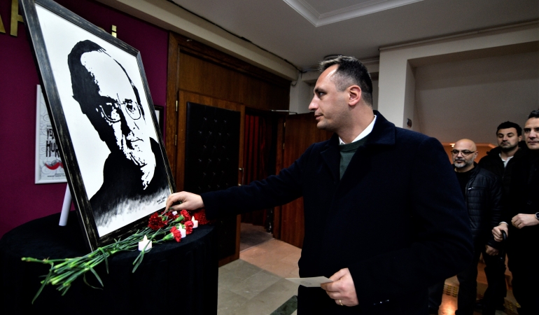 Bornova’dan aydınlanma yemini: “Uğur Mumcu’nun kalemi yerde değil”