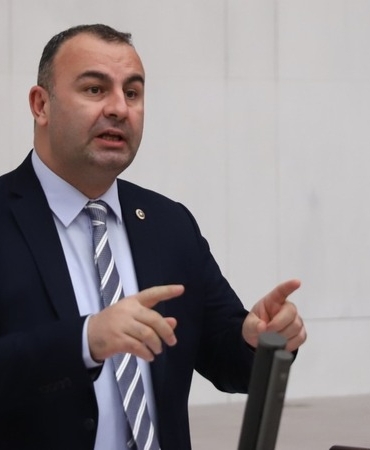 Ednan Arslan-CHP İzmir Milletvekili