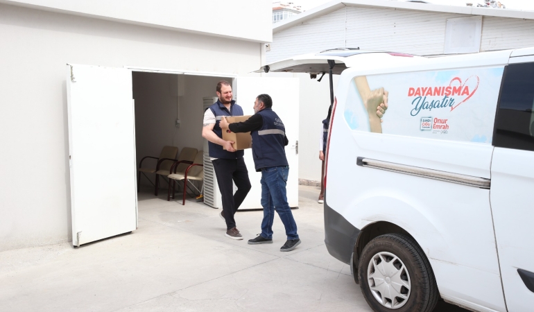 Çiğli Belediyesi’nden Gıda Kolisi Seferberliği