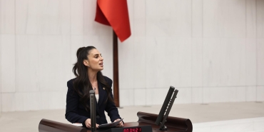 Gizem Özcan Kürsü (1)