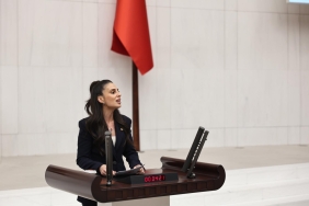 Gizem Özcan Kürsü