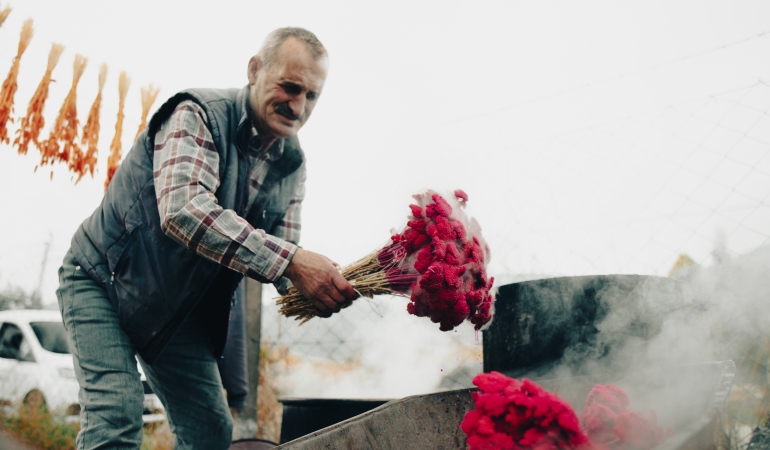 Bayındır’da Festival Heyecanı Başlıyor: Turan Mahallesi Nergis Kokularıyla Şenlenecek