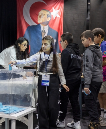 Konak’ın Çocuk Meclisi’nde seçim heyecanı (2)