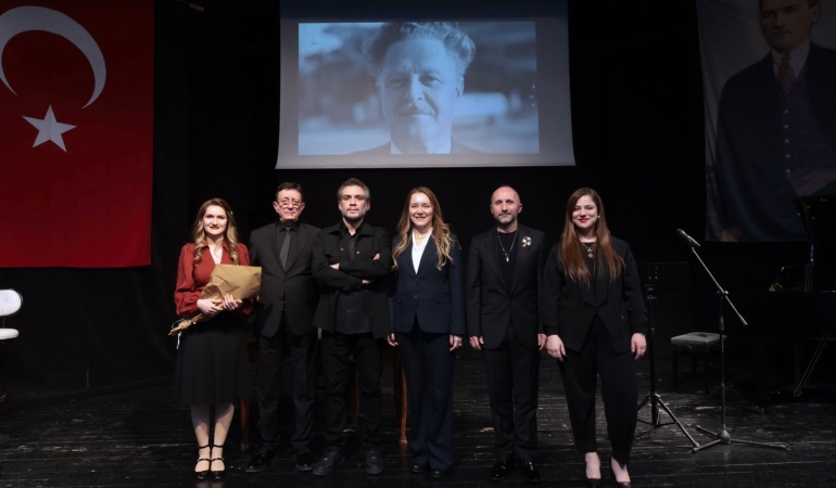 Konak’ta Nazım’a unutulmaz anma