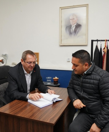 MADDİ DURUMU YETERSİZ VATANDAŞLARA ÜCRETSİZ SOSYAL MARKET DESTEĞİ (7)