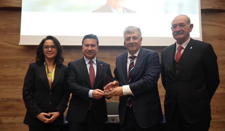 Muğla’da Cumhuriyet ve Demokrasi Üzerine Anlamlı Buluşma