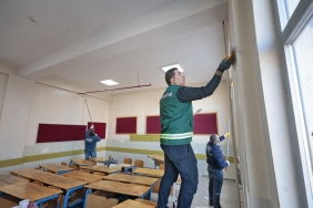 Öğrenciler tatilde, Konak Belediyesi ekipleri işbaşında (1)