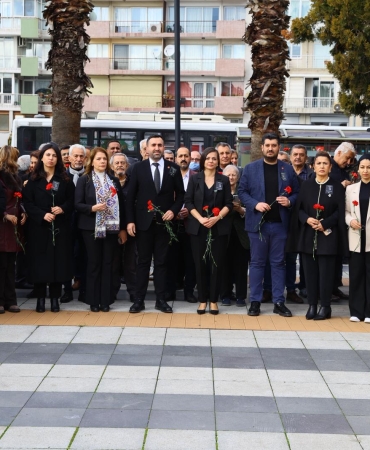 Uğur Mumcu Karabağlar'da Özlemle, Saygıyla Anıldı (5)