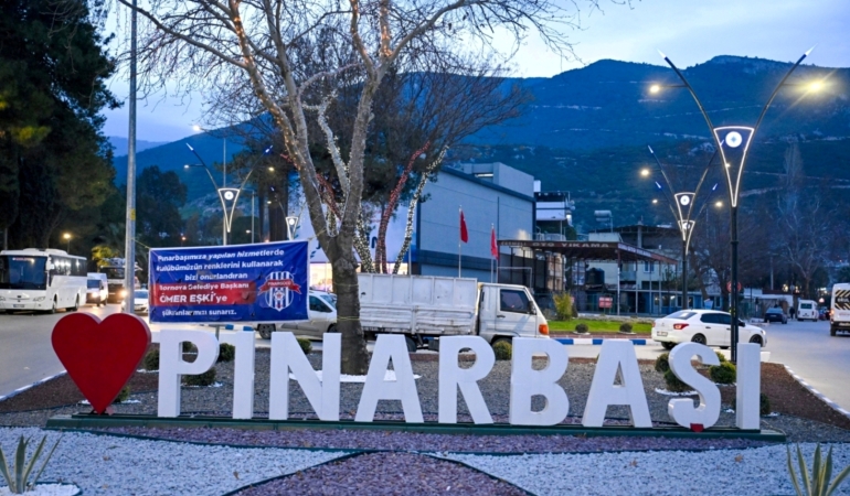 Baştan aşağı yenilenen Pınar Caddesi Naim Süleymanoğlu Heykeli ile taçlanıyor