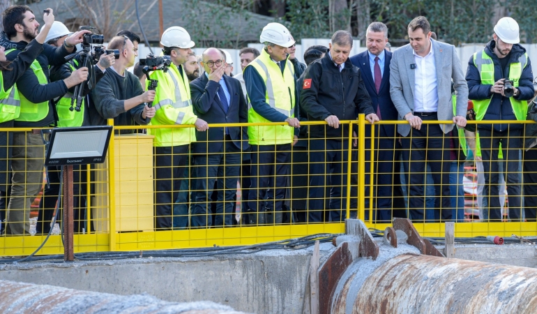 e5959c3e-3393-4dd4-8532-b7adfaa6cfe4