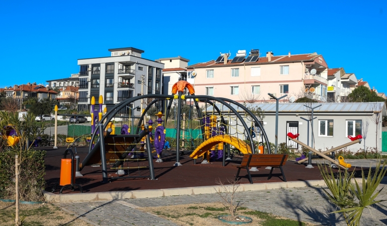 Seferihisar Belediyesinden çocuklara yeni nefes: Karakayalar’a Oyuncak Kütüphanesi