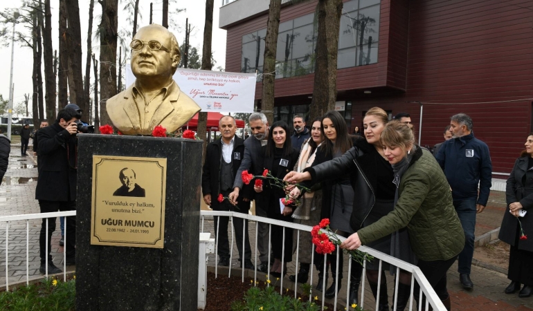 Kalemiyle Karanlığı Aydınlatan Uğur Mumcu Çiğli’de Anıldı