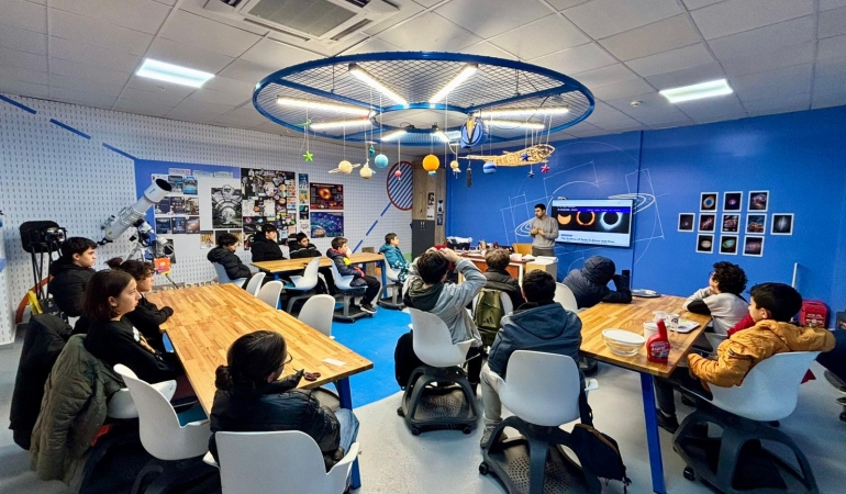 Bilim Yunusemre ara tatilde binlerce öğrenciyi ağırladı