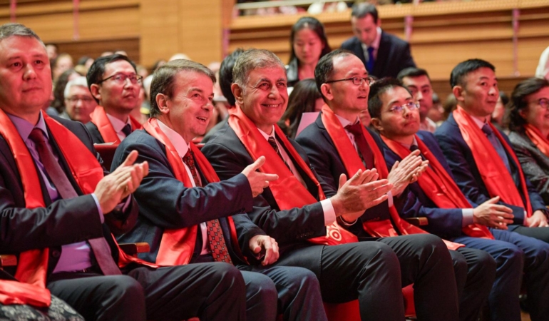 Çin Yeni Yılı İzmir’de kutlandı