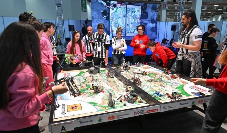 Genç mucitler Fuar İzmir’de yarıştı