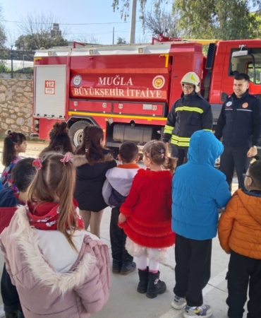 Büyükşehir Belediyesinden Miniklere Yangın Güvenliği Eğitimi (1)