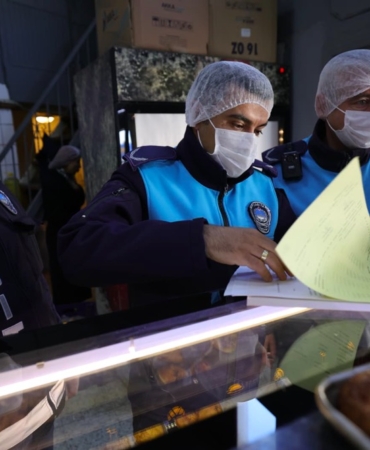 Çeşme Belediyesinden fırınlara yönelik kapsamlı denetimPHOTO-2026-02-24-14-53-31 2