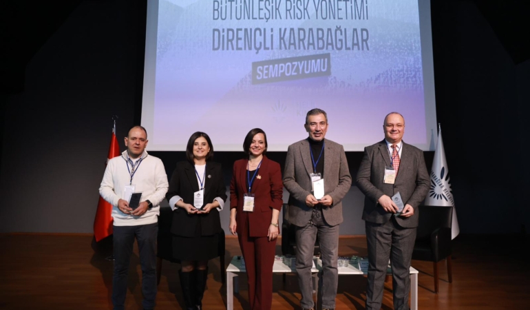 Karabağlar ’da Dirençli Kent Hamlesi