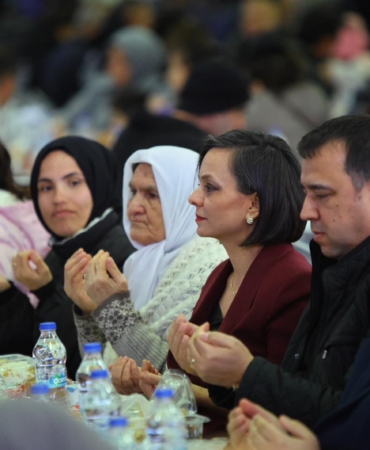 Karabağlar Vatan Mahallesi İftar (12)