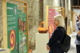 Konak’ta ‘Ortak Miras’ sergisine yoğun ilgi Sergi süresi uzatıldı (2)