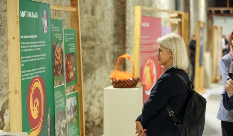 Konak’ta ‘Ortak Miras’ sergisine yoğun ilgi: Sergi süresi uzatıldı