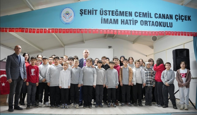 “KAĞIT ATIKLAR KİTAP OLSUN” PROJESİYLE ÇEVRE BİLİNCİ AŞILANIYOR