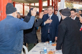 İzmir’de ramazan sofraları büyüyor, destekler artıyor