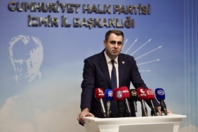 CHP İzmir İl Başkanı Çağatay Güç basın toplantısı düzenledi