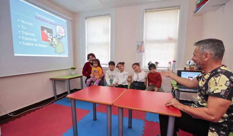 ‘Mutlu Çocuklar’a hayvan sevgisi eğitimi (6)