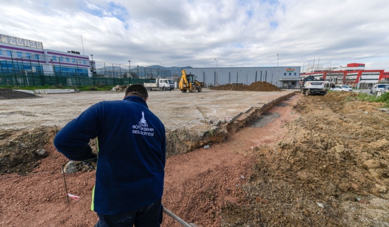 Çiğli ve Gaziemir’de trafik akışı hızlanıyor
