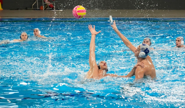 İzmir Büyükşehir Belediyesi sporcuları başarıdan başarıya koşuyor